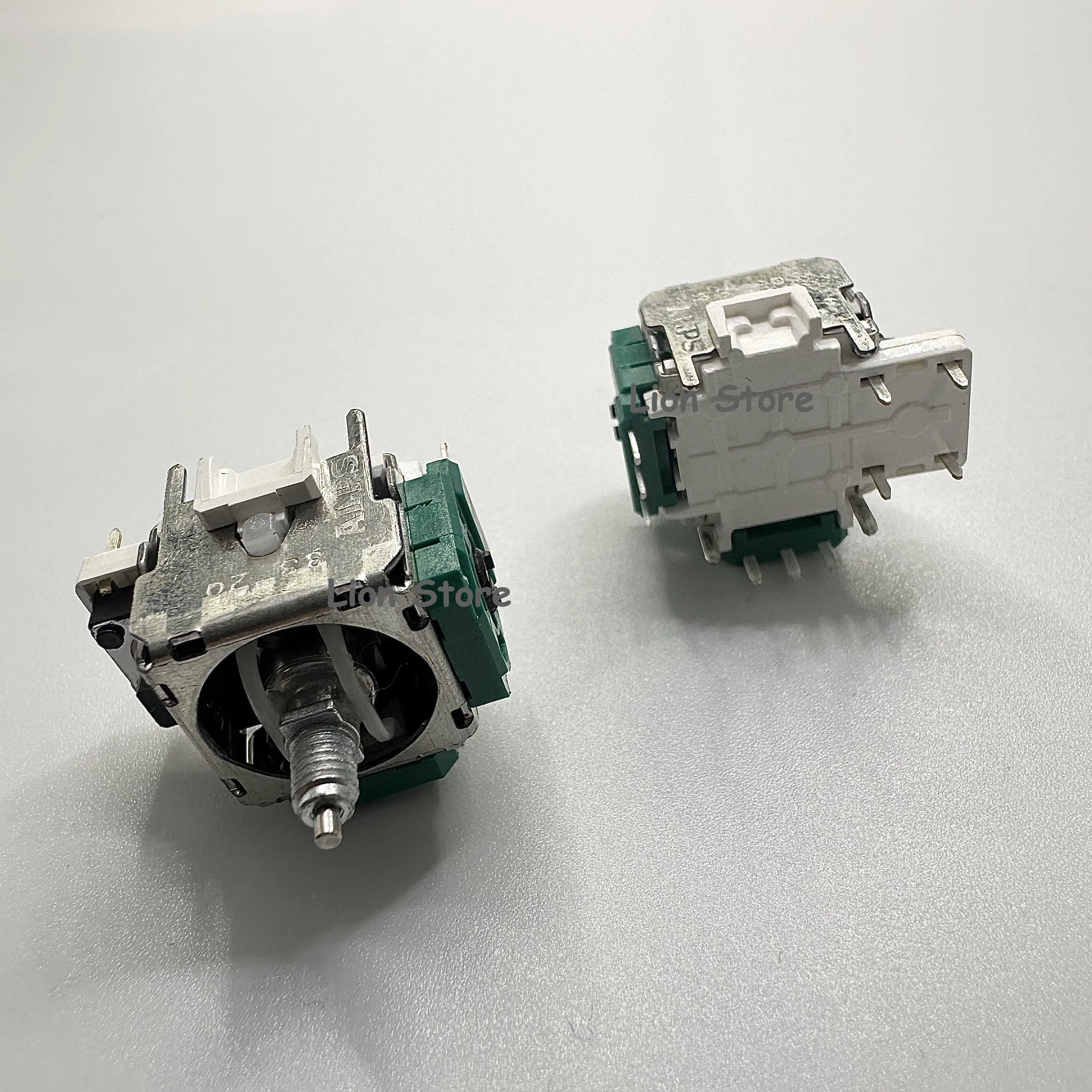 50-100 unids/lote para ALPS Xbox one Elite 2 controlador 3D Joystick Original Rocker 3 millones de ciclos de vida reparación y reemplazo - imagen 3