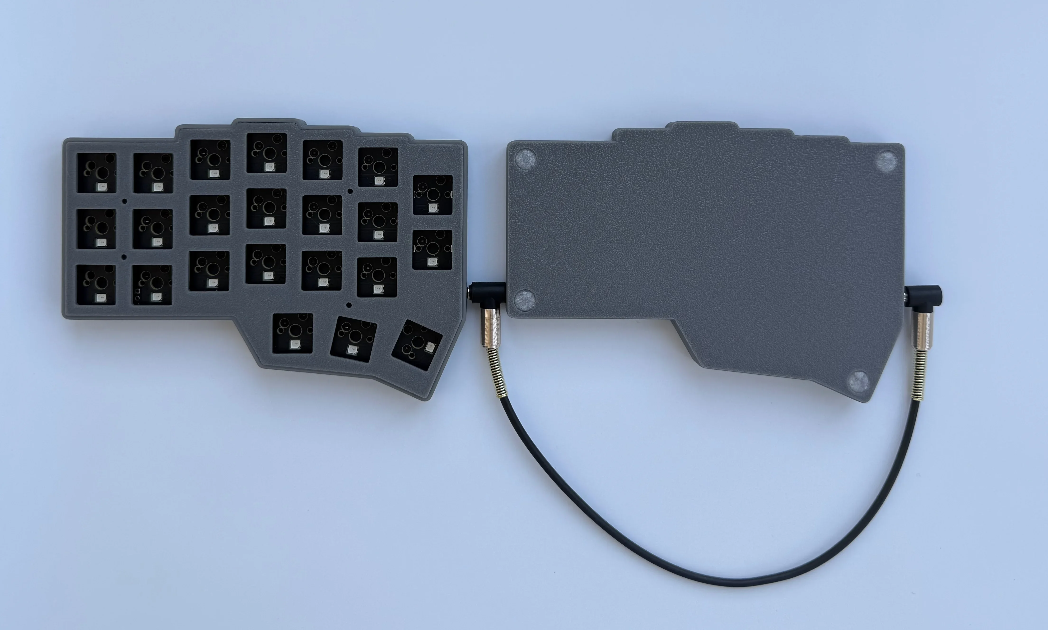 Corne Crkbd V4.1 teclado dividido personalizado RGB intercambio en caliente con cable Corne Teclado mecánico dividido ergonómico para Vial MX Choc V1 V2 - imagen 4