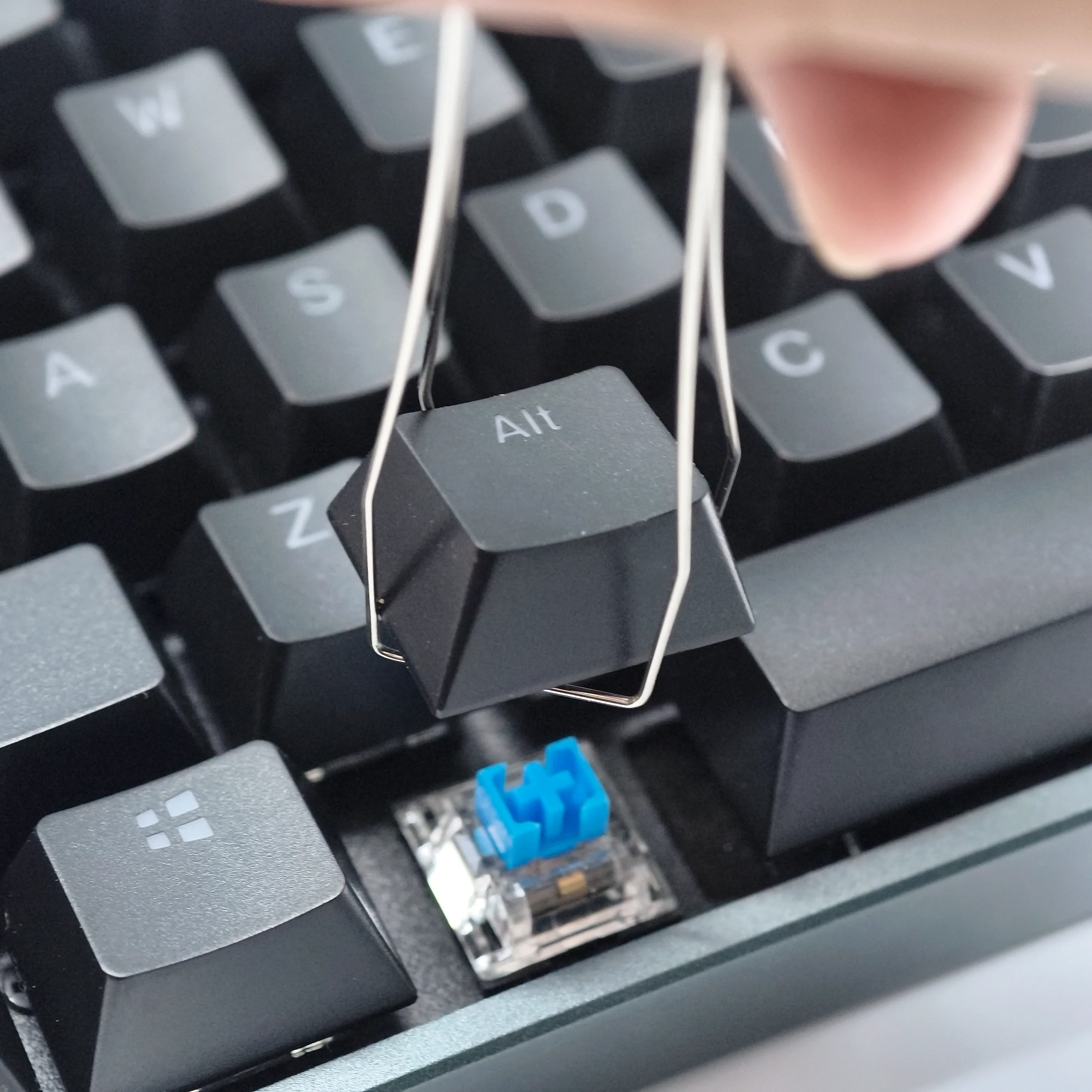 Herramienta extractora de interruptor de teclado 2 en 1, removedor de teclas con botón antiestrés para teclados mecánicos, Compatible con MX Swit - imagen 3