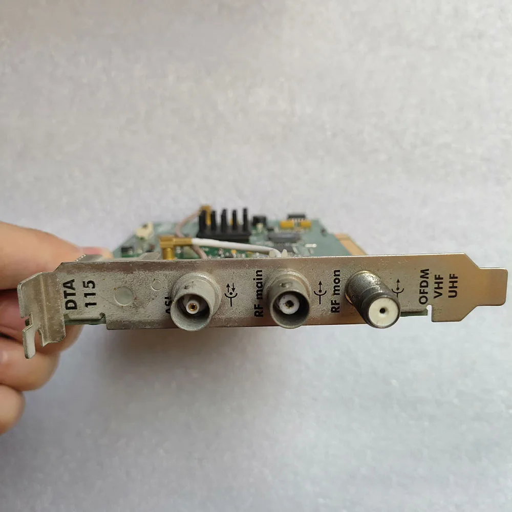 Tarjeta de modulación multipadrão DTA-115 Rev 3 - imagen 3