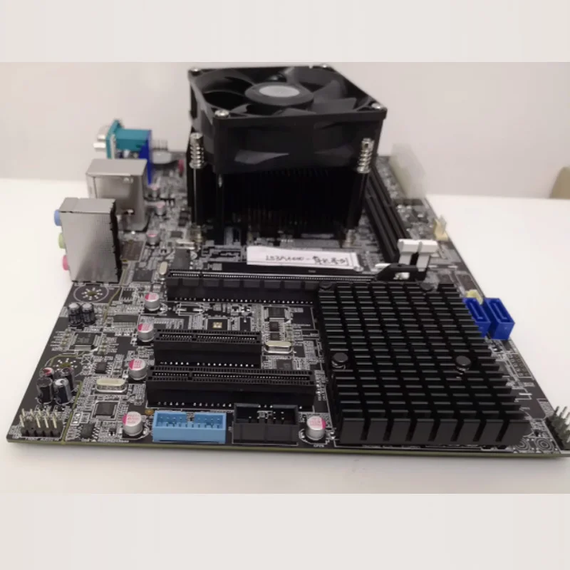 Loongson 3A4000 (mainframe, board, placa de desarrollo UOS) - imagen 3