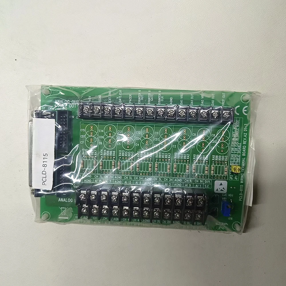 Para el terminal Advantech DB-37 admite compensación PCLD-8115 - imagen 2