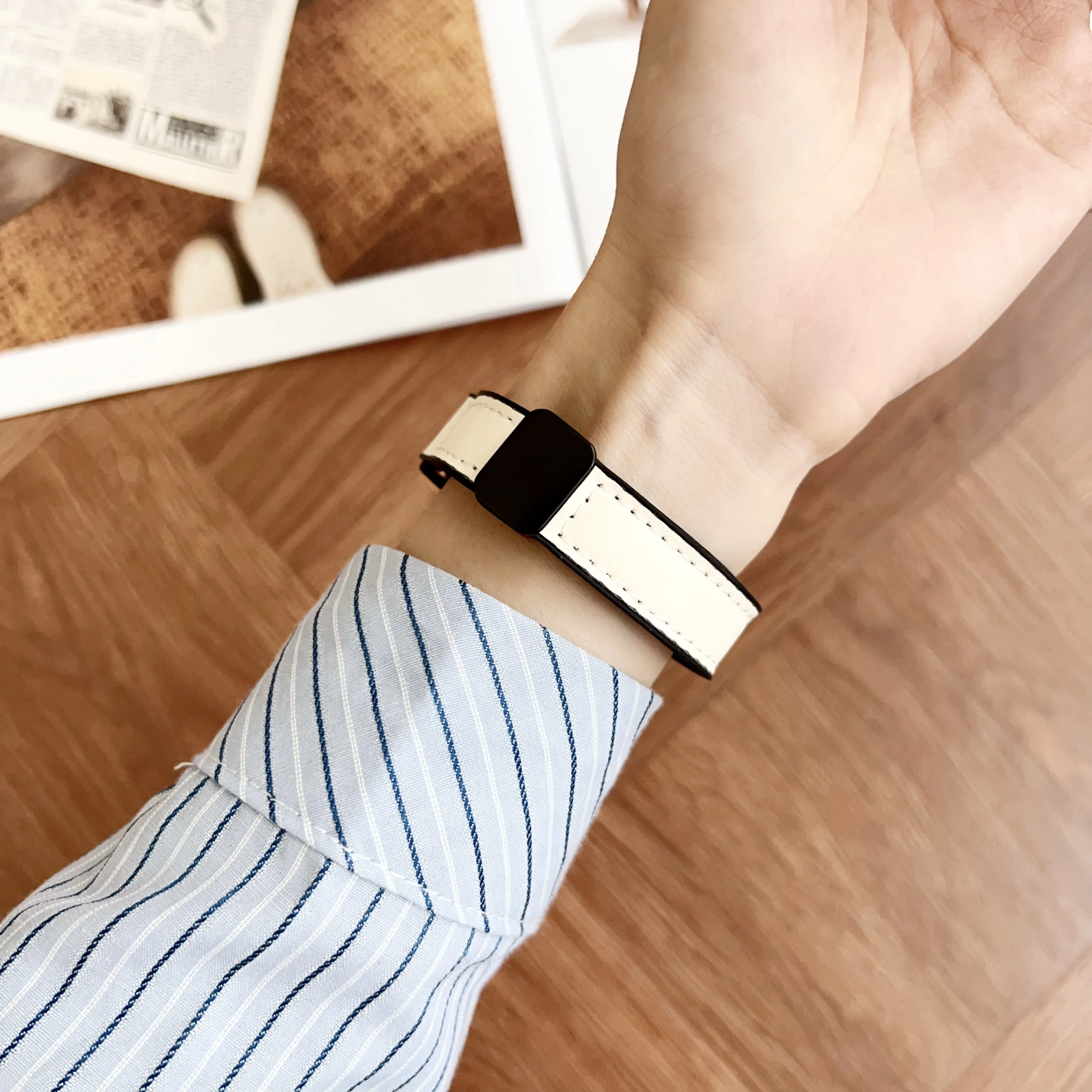 Correa de silicona de cuero para Xiaomi Band 9 8, pulsera magnética para reloj inteligente, pulsera de repuesto para Mi Band 9 8 NFC - imagen 4