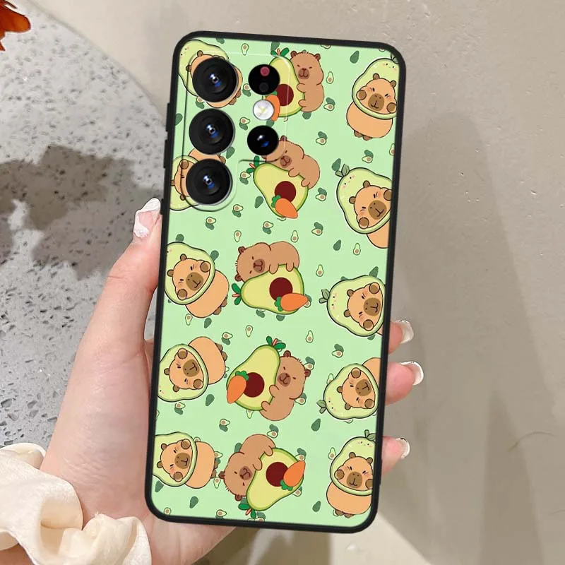 Funda con patrón de dibujos animados de capibara para Samsung Galaxy Note 20 10 9 8 A24 A34 M13 M31 M32 M52 M62 Ultra Lite funda de teléfono negra - imagen 3