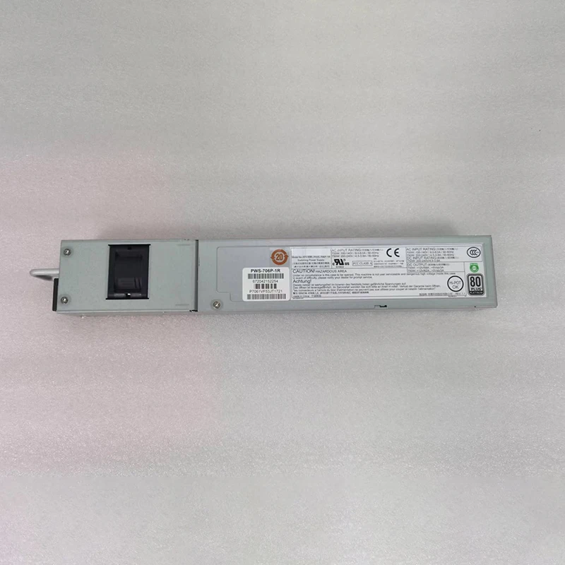 Fuente de alimentación redundante para servidor 1U 700W PWS-706P-1R - imagen 3