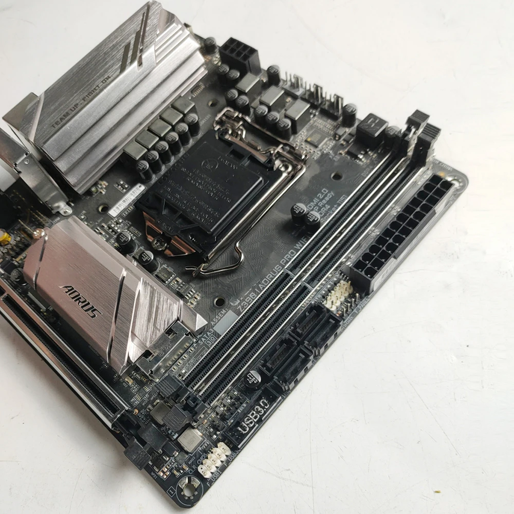 Para Gigabyte LGA 1151 DDR4 32GB PCI-E 3,0 mini-ITX placa base de escritorio Z390 I AORUS PRO WIFI - imagen 5