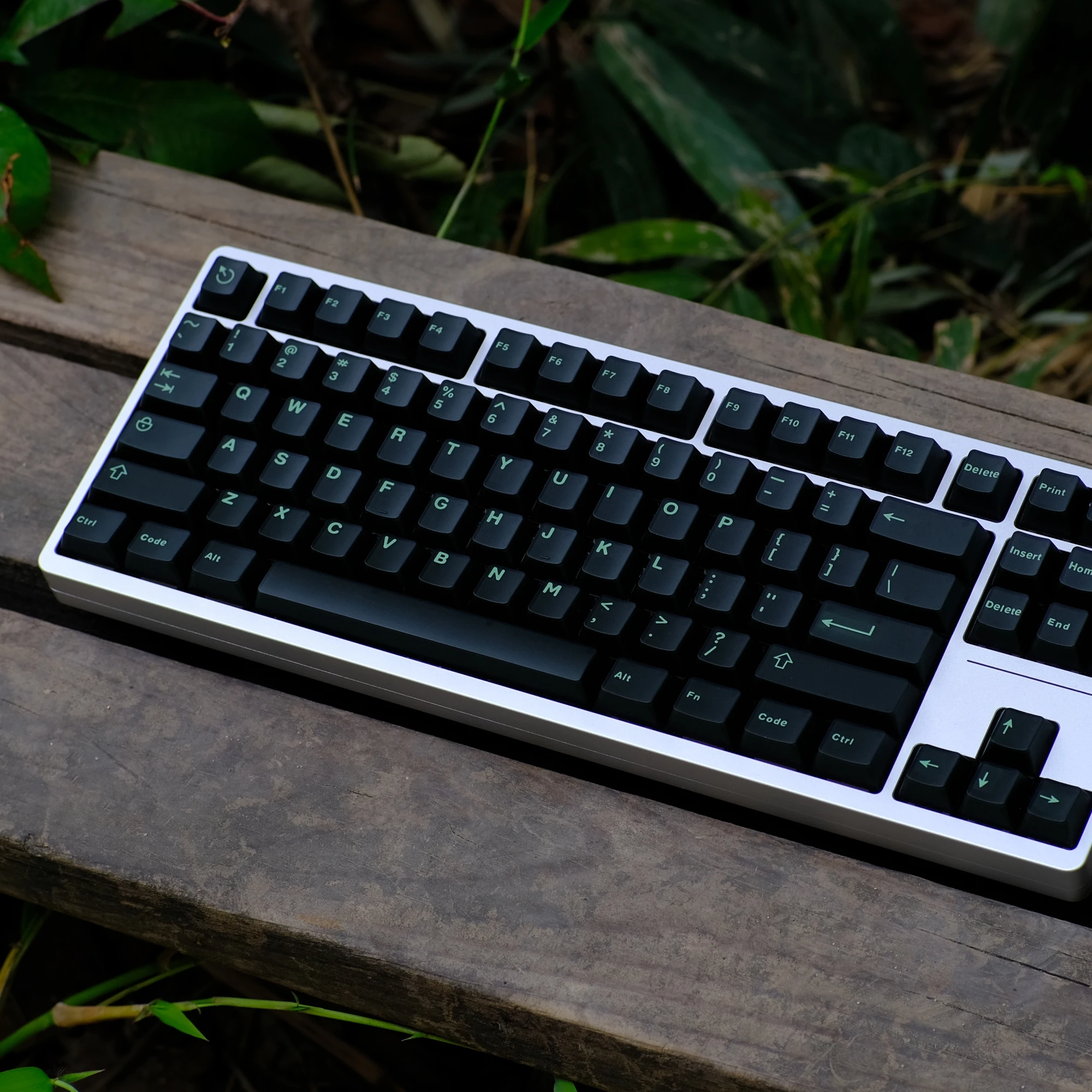 Aifei-Juego de llaves semitranslúcidas de doble disparo, tapas de llave ABS, perfil de cereza, color verde, negro y dorado, 121 teclas