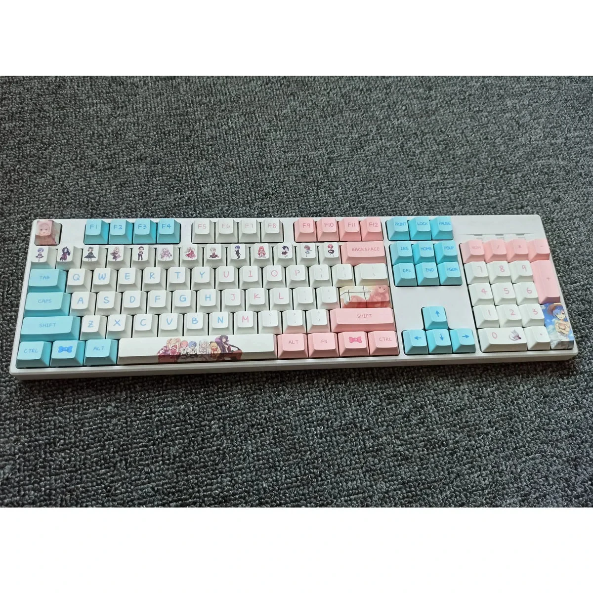 138 teclas/juego Re en un mundo diferente de Zero Keycap PBT tinte subcama teclas a prueba de luz dibujos animados Anime Cherry perfil teclas