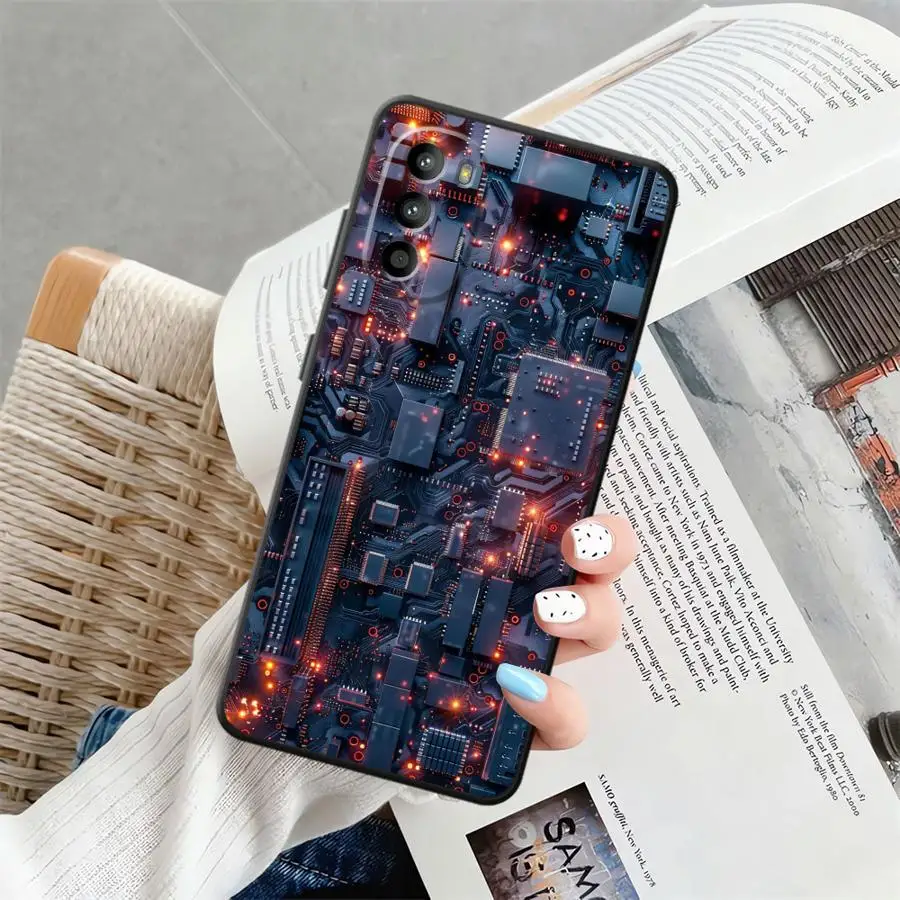 Funda de teléfono suave negra para Motorola Mot G32 G22 Edge40 G50 G71 G52 Edge 20 Pro 30 Lite G60s G51 G73 G53 G30 G60 G31 circuito - imagen 3