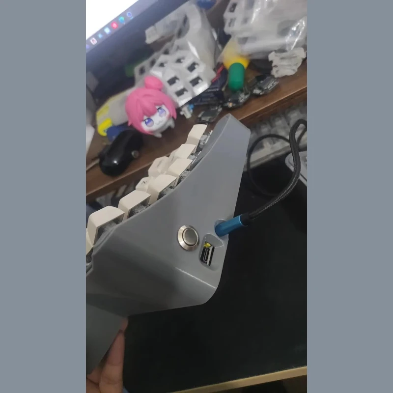 Teclado curvo dividido personalizado 4*6 con cable intercambio en caliente RGB e-sports teclados de oficina para juegos soporte Vial ergonómico teclado dividido - imagen 4