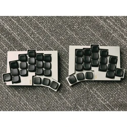 TOTEM Teclado Mecánico Dividido Bluetooth con ZMK y Hot-Swap