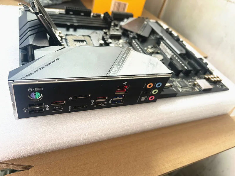 Para Asus ROG STRIX Z390-F placa base para juegos DDR4 8. a 9 a generación i9 i7 i5 i3 128GB RGB CrossFireX Z390 - imagen 3