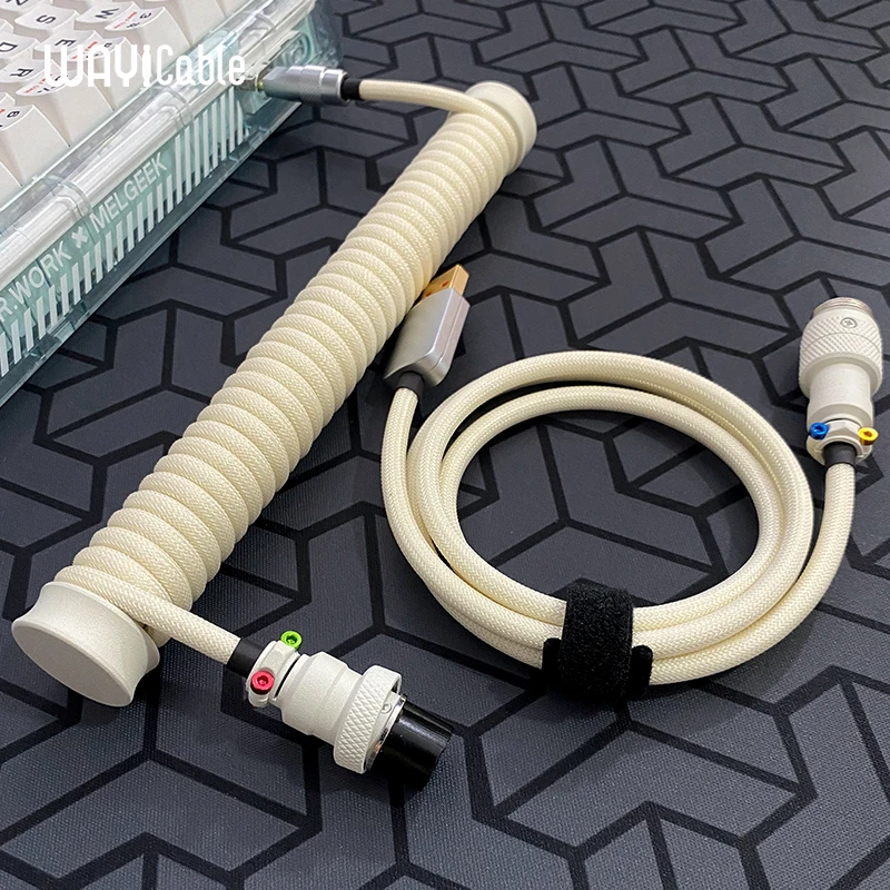 WAYi teclado personalizado Cable enchufable de aviación Cable de datos Color de luz Retro Color a juego tornillo interfaz tipo C Cable de teclado