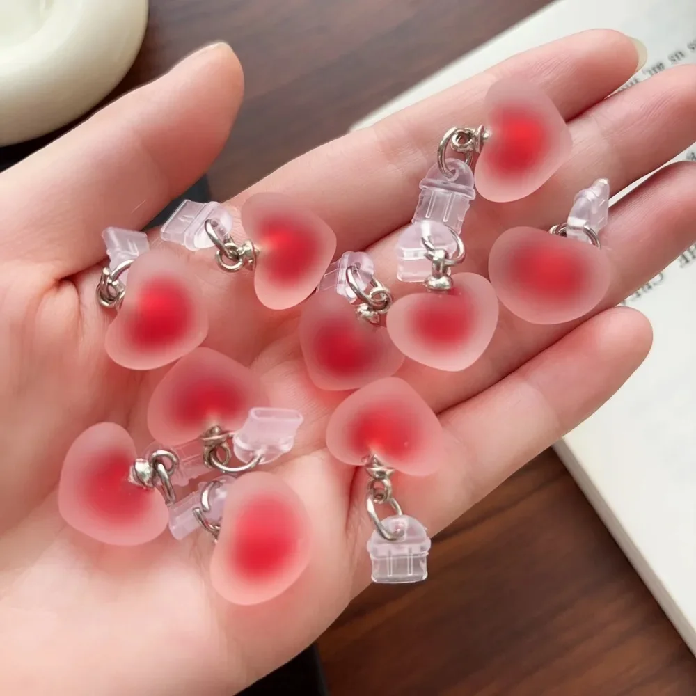 Tapón antipolvo para teléfono en forma de corazón, colgante de tapa de puerto de carga USB C tipo C DIY para iPhone 15 16, accesorios universales para teléfono tipo C - imagen 3