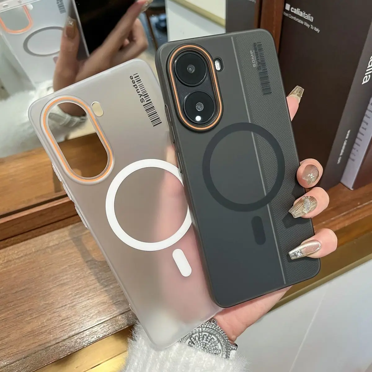 Funda magnética translúcida mate para Xiaomi 15 Poco F7 Ultra X7 Pro Redmi A5 Note 14s 14 para cubierta dura de carga inalámbrica Magsafe