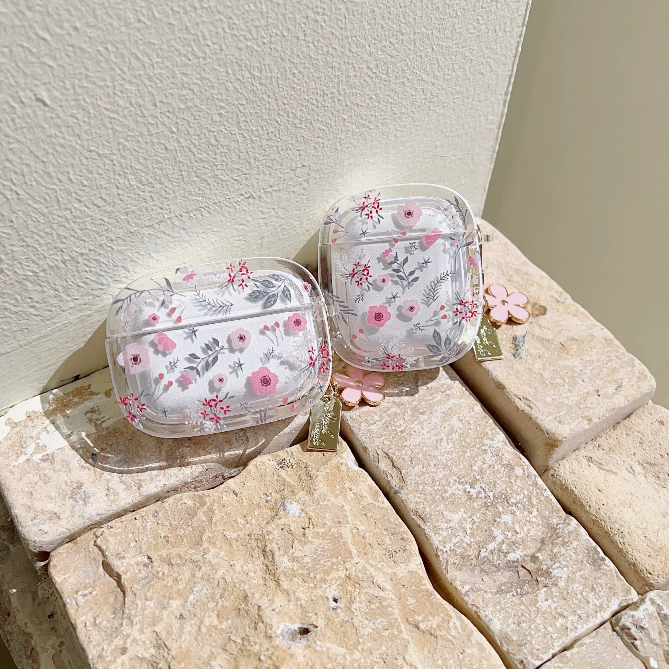 Funda con colgante de perla y flor rosa para Apple AirPods Pro 2, fundas para auriculares con forma de mariposa y flores, llavero de corazón