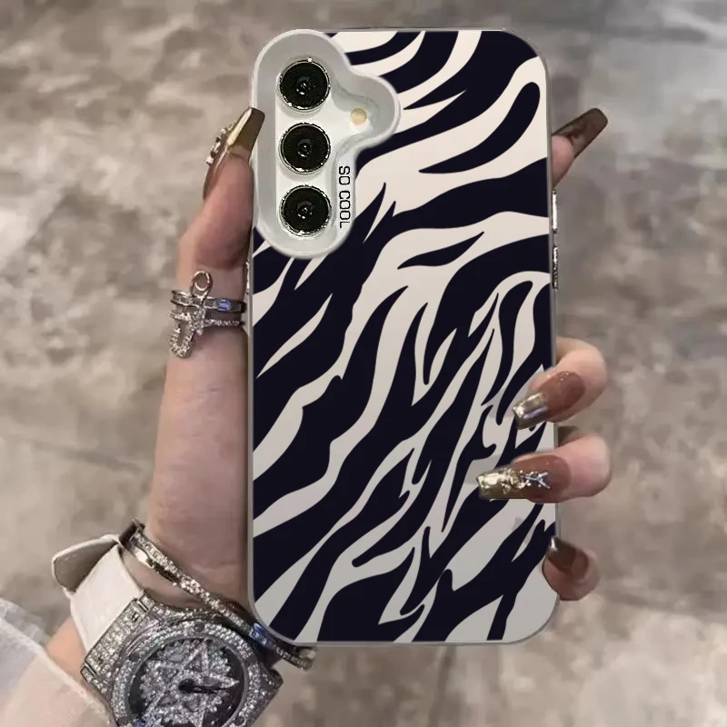 Funda de teléfono para Samsung Galaxy S21 FE S22 Plus S23 S24 S25 Ultra A16 A26 A25 A24 A36 A56 A55 A54 5G cubierta de rayas irregulares negras - imagen 2