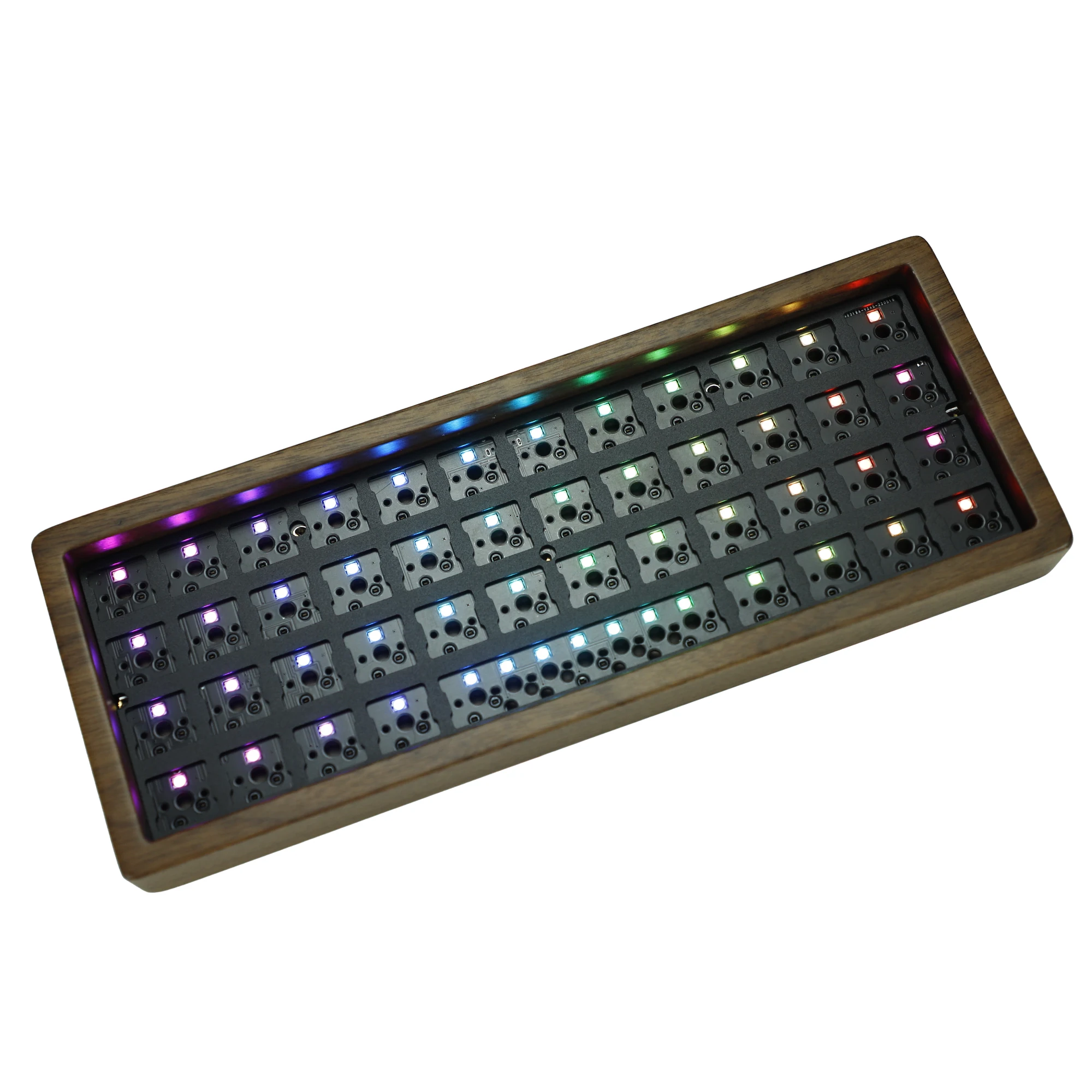 Funda de madera de nogal Air40 RGB Hot swap Cute 40 Teclado mecánico ensamblado QMK VIA tipo C PCB placa CNC