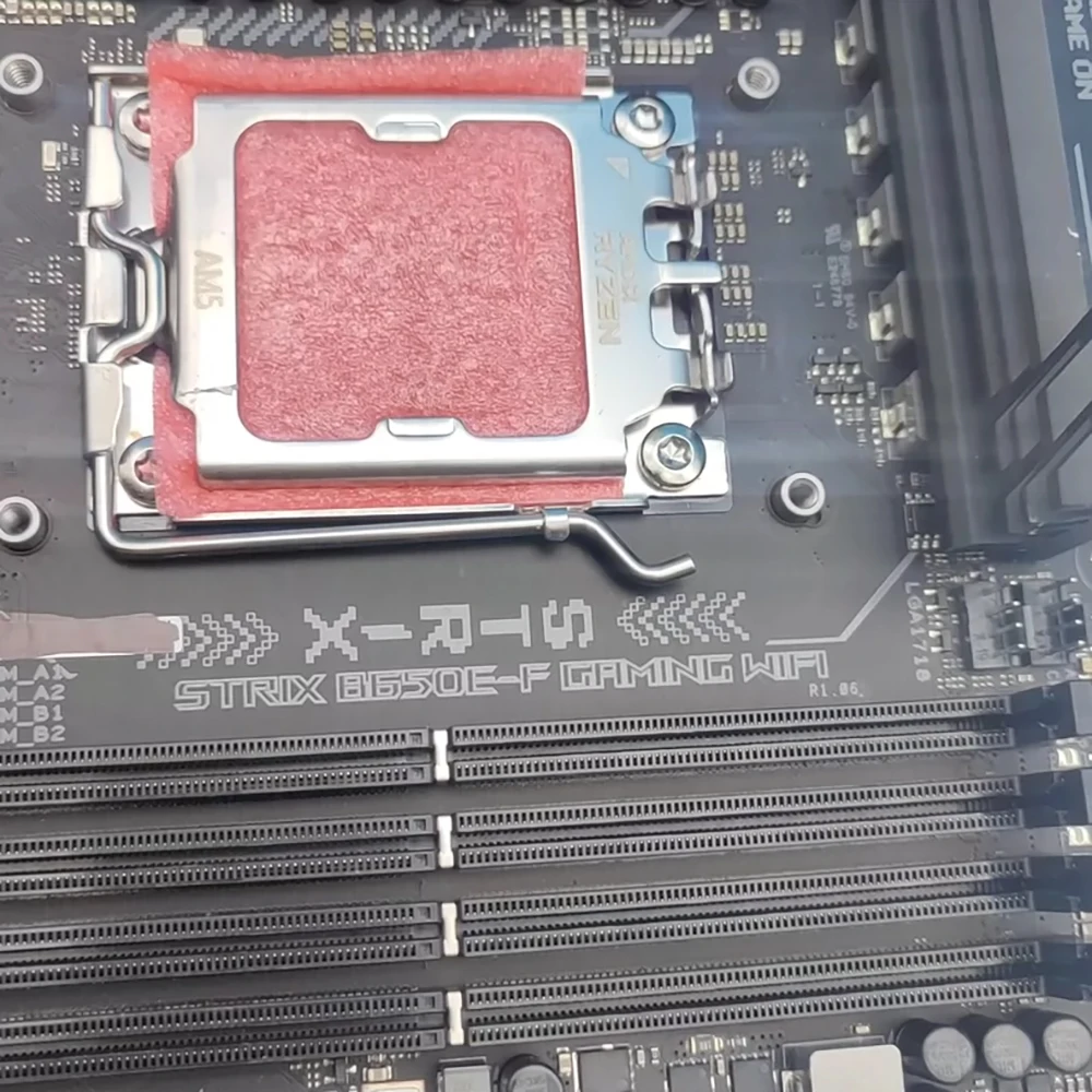 ROG STRIX B650E-F GAMING WIFI Placa base DDR5 - imagen 5