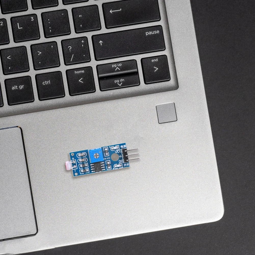 Módulo de sensor fotosensible digital LM393 con salida analógica digital Módulo de sensor de resistencia sensible óptica para automóvil inteligente