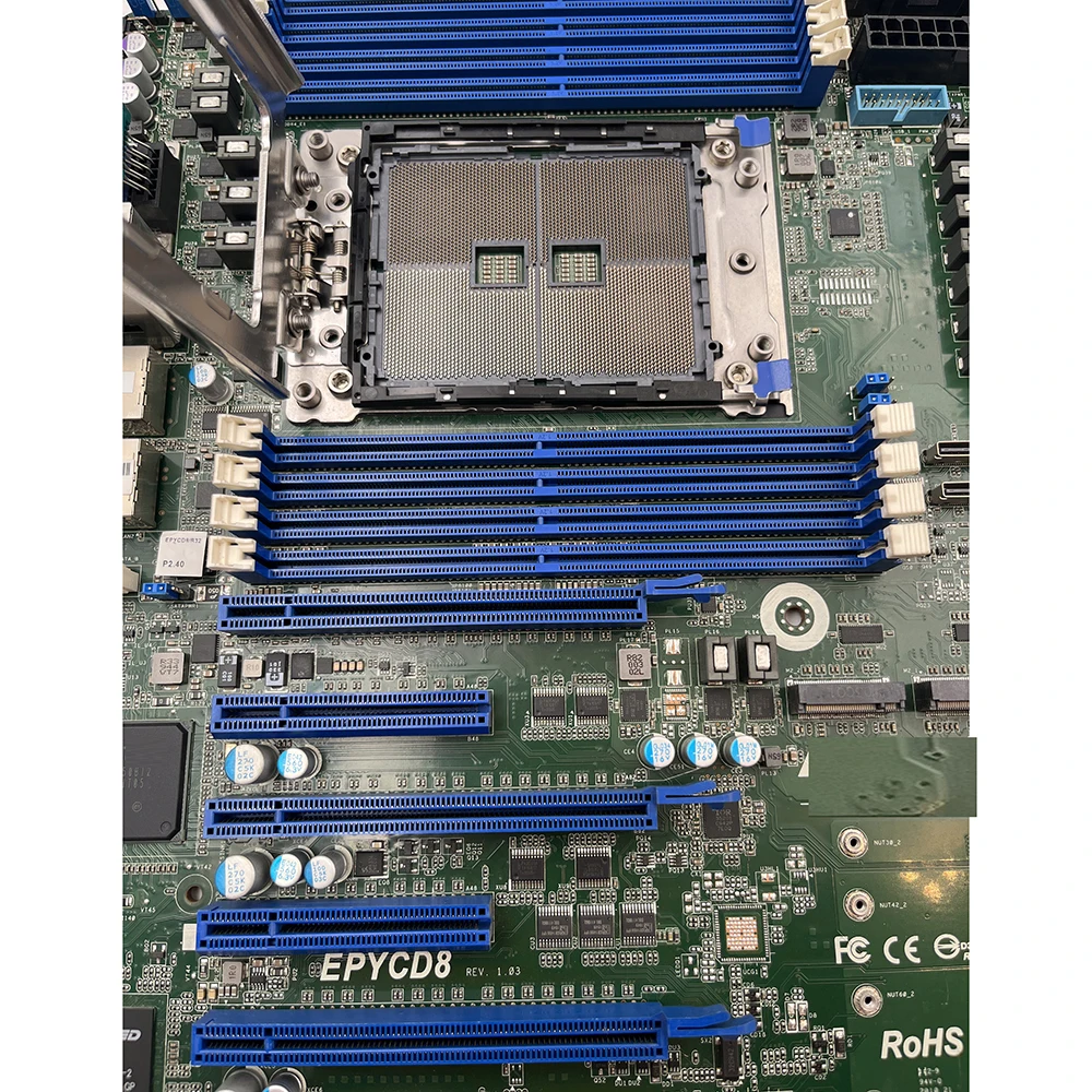 Placa base de servidor EPYCD8 DDR4 SATA3 PCIe3.0 LGA4094 Familia de procesadores serie EPYC 7002/7001 - imagen 3