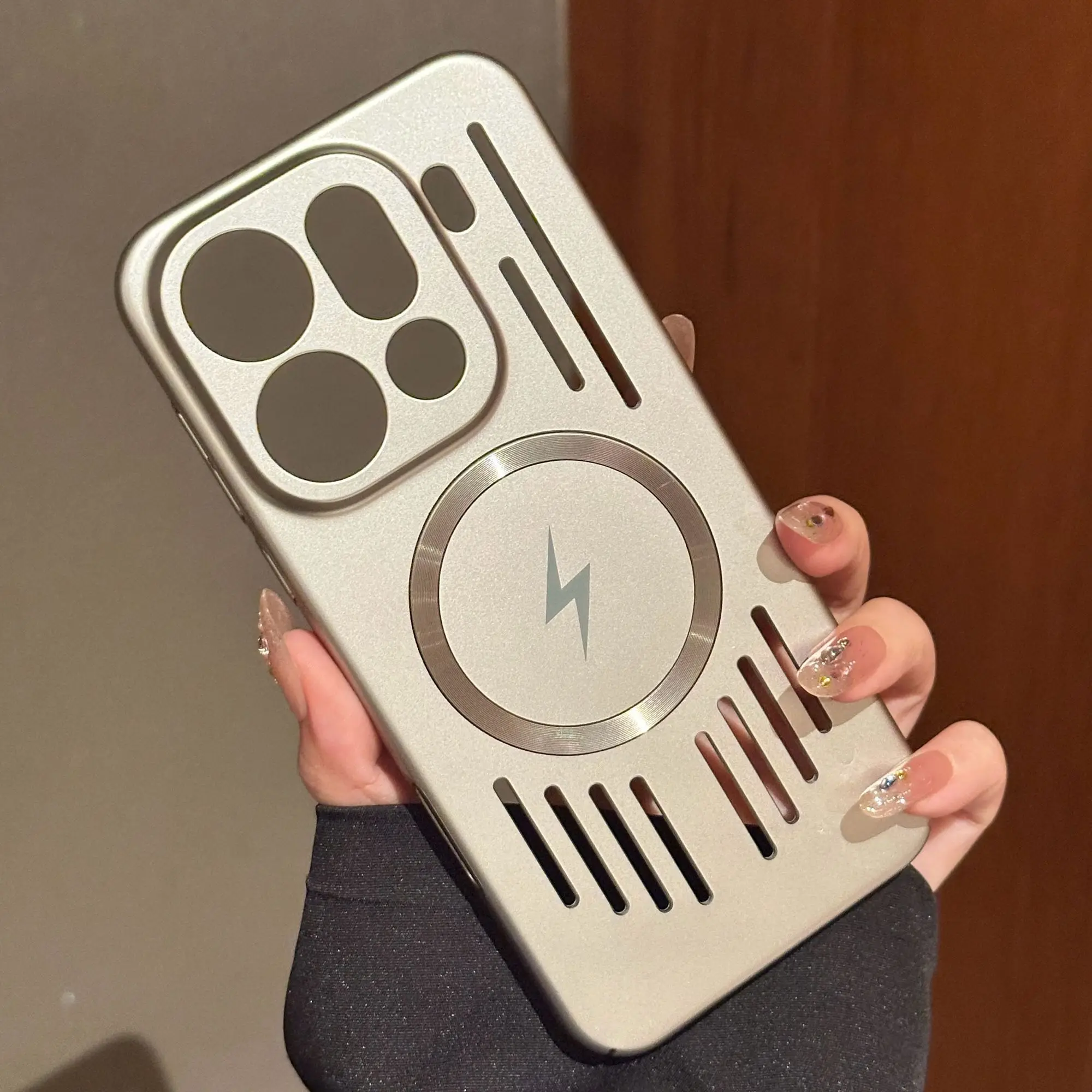 Funda para OPPO Find X9 Pro x9, Funda de PC magnética hueca Simple y amigable con la piel para OPPO Find X 9 Pro, Funda de parachoques a prueba de golpes