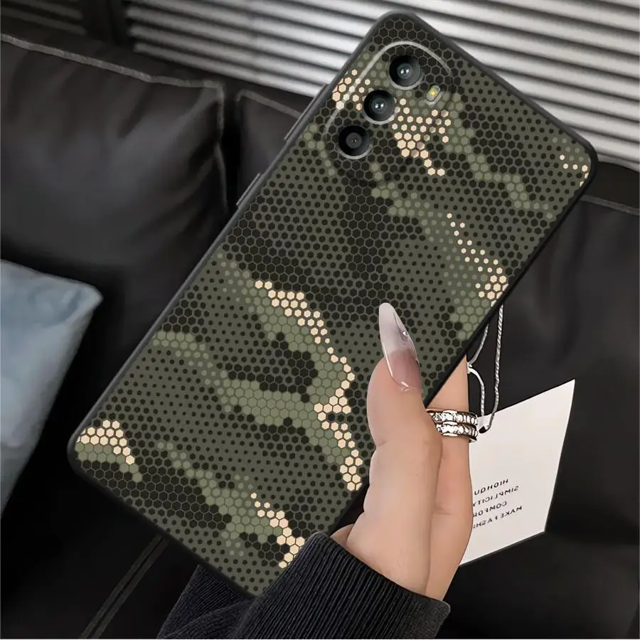 Funda de teléfono suave negra de camuflaje para Motorola Mot G52 G32 G50 G71 G60 Edge 20 Pro 30 Lite G53 G30 G51 G73 G60s G22 - imagen 5