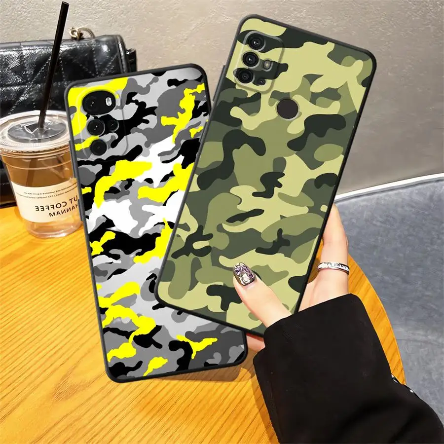 Funda de teléfono suave negra con patrón de camuflaje para Motorola Mot G22 Edge40 G51 G73 Edge 20 Pro 30 Lite G52 G50 G60s G32 G60 G71 - imagen 4