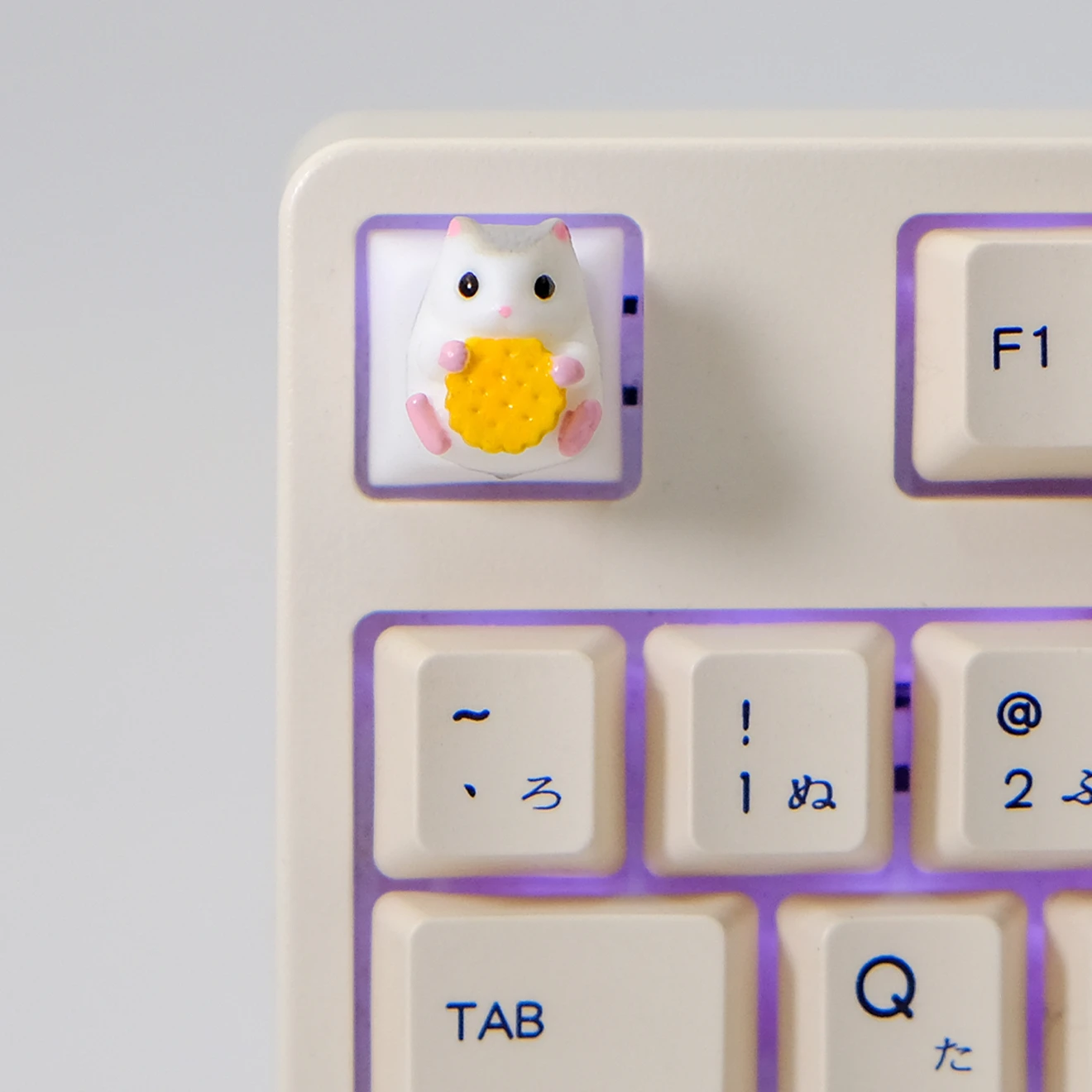 Bonita gorra de teclado mecánico hecha a mano de hámster gris regordete para regalos de cumpleaños de hombres y mujeres, decoración personalizada - imagen 4