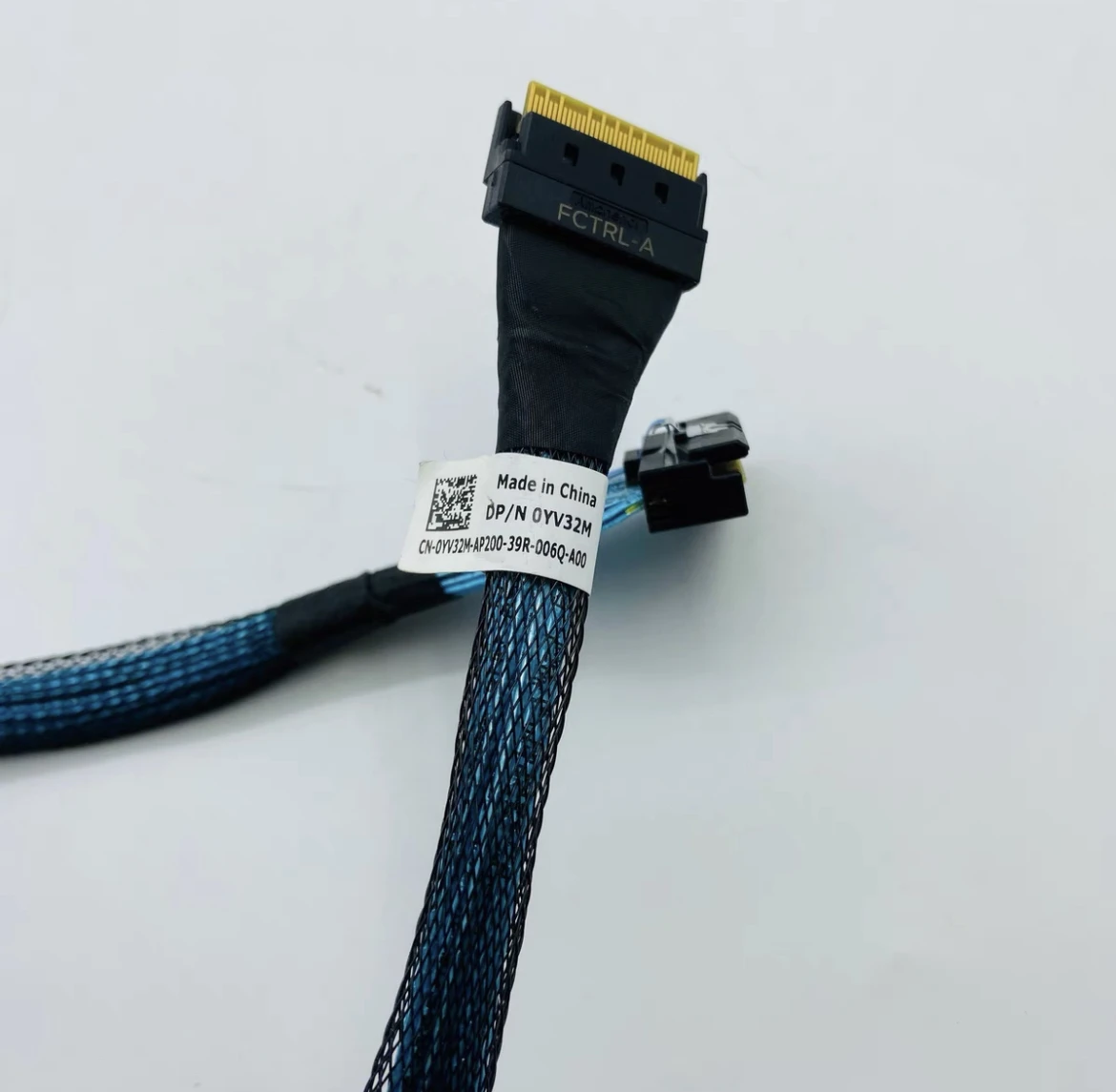 Nuevo para Dell PowerEdge R7525 R6525 R750 servidor disco duro plano posterior cable de conexión de datos YV32M 0YV32M CN-0YV32M Cable SAS