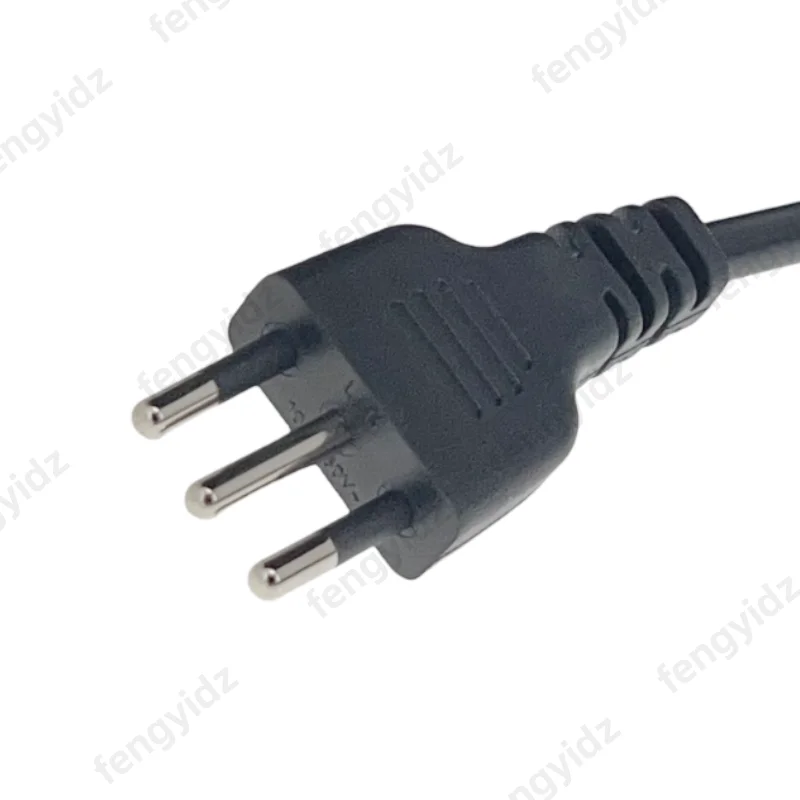 Cable de alimentación italiano, enchufe italiano de 3 pines a IEC C13, cable de extensión de alimentación de CA, 1,5 m, 5 pies, cable de alimentación IMQ con clasificación de 10A, 250V - imagen 2