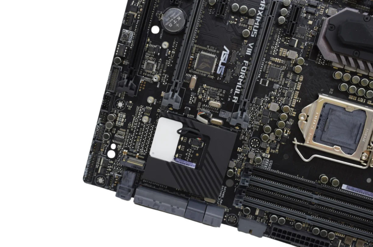 Placa base ASUS ROG MAXIMUS VIII FORMULA compatible con i7 6700K 7700K 7700 i5 6500 7600 i3 6300 6100 CPU 4 × DDR4 M.2 Z170 - imagen 4