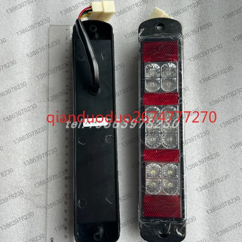 Adecuado para piezas de carretilla elevadora Toyota Tram 8FBN15-30 luz trasera LED - imagen 2