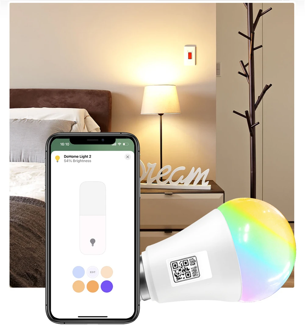 Un teléfono con una lámpara y un letrero que dice sueño