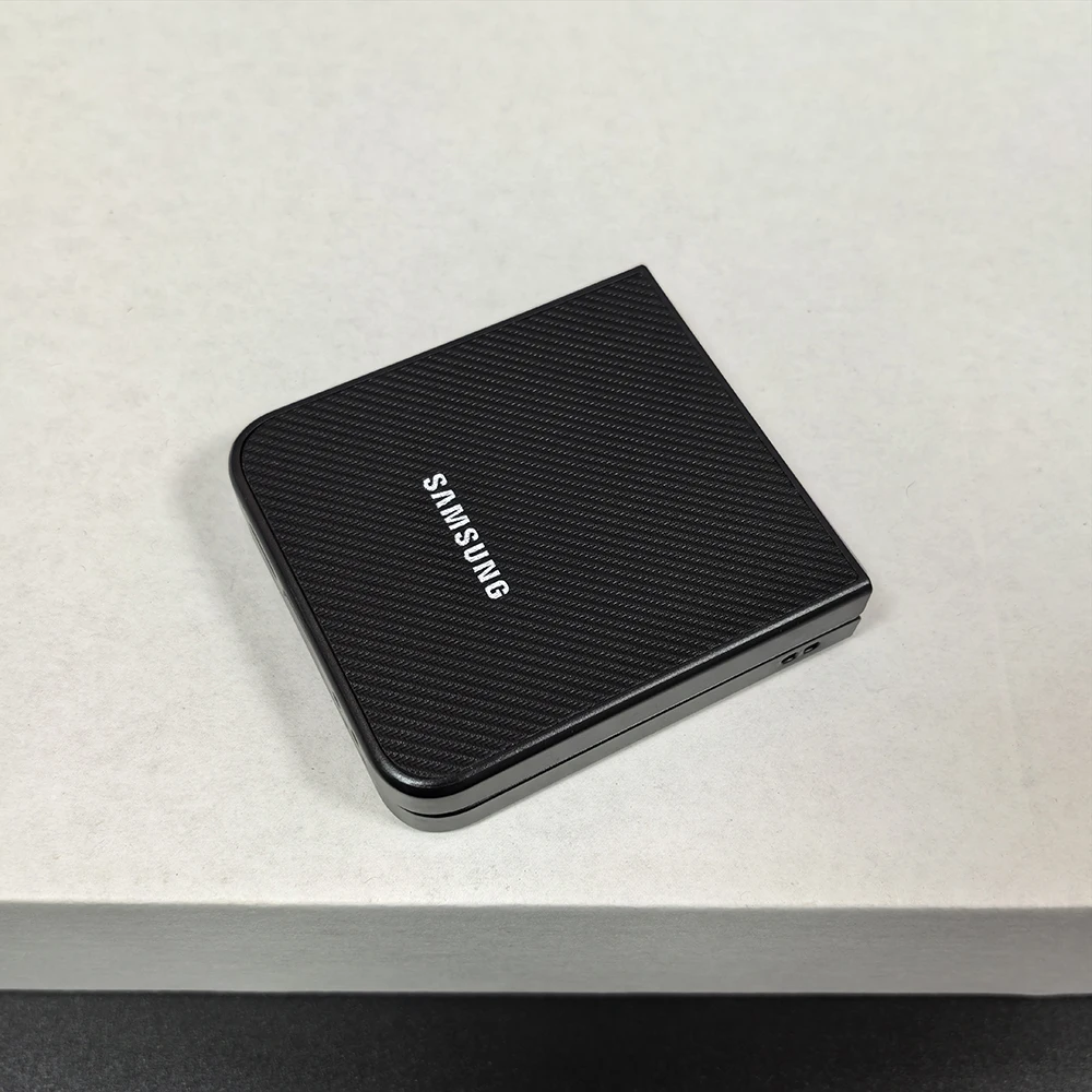 Para Samsung Galaxy Z Flip 3 4 5 6 7 funda acabado mate textura de patrón de fibra de carbono cubierta de teléfono a prueba de golpes - imagen 3