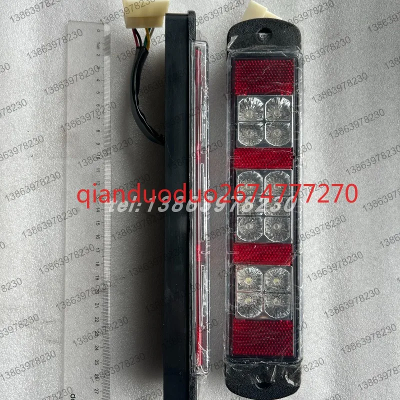 Adecuado para piezas de carretilla elevadora Toyota Tram 8FBN15-30 luz trasera LED