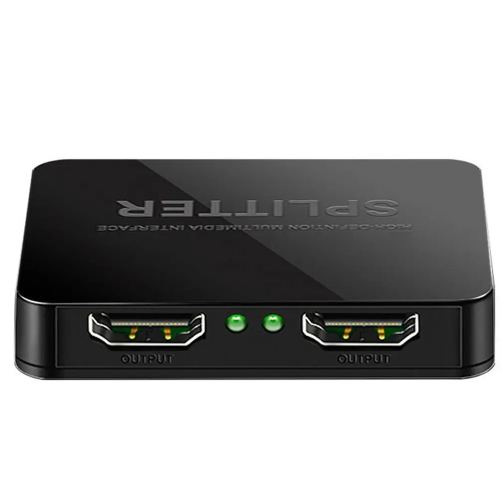 Una caja negra con dos puertos USB