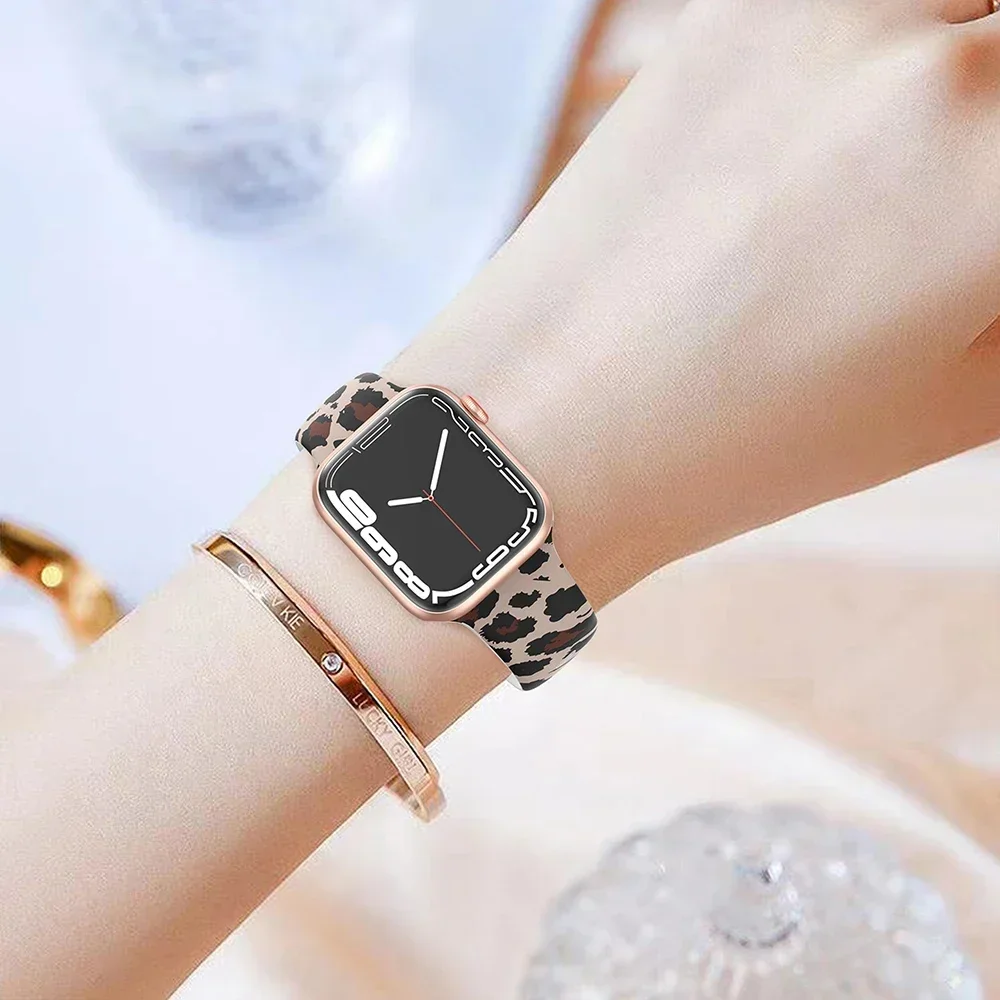 Correa Unity negra para Apple Watch, 44mm, 45mm, 41mm, 40mm, Ultra 2, 49mm, pulsera de silicona impresa para iWatch Series 9, 8, 7, 6, 5, 4, 3, SE - imagen 4