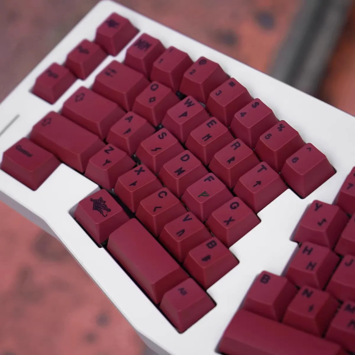 1 Juego de teclas GMK Blot, sublimación de tinte PBT, teclas a prueba de luz, perfil de cereza, teclas de color rojo oscuro con barra espaciadora 2.25u 2.75u 7u - imagen 5