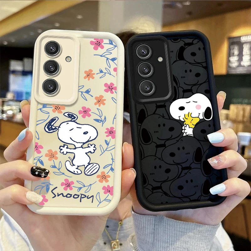 Funda bonita de Snoopy para Samsung Galaxy A56 5G A54 A55 A36 A26 A34 A35 A14 A15 A16 A17 A25 A23 A24 A51 A71 A50 A52 A33 A73 A32 - imagen 3