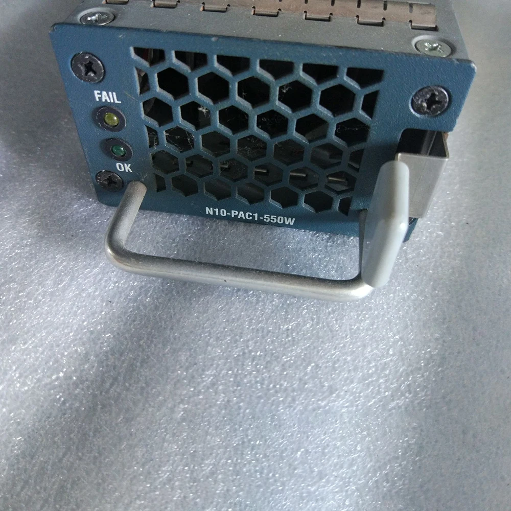 Para fuente de alimentación de interruptor CISCO UCS 6120XP N10-PAC1-550W - imagen 4