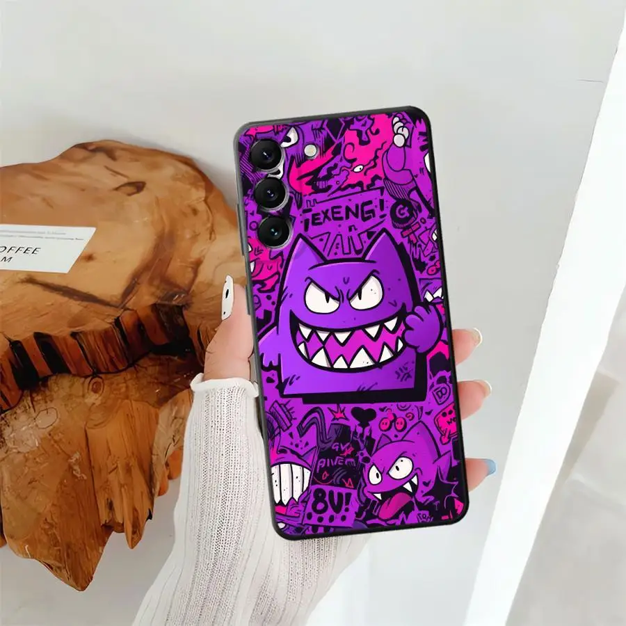 Funda de teléfono suave negra para Samsung Galaxy A36 A22 A52 A23 A53 A26 A72 A24 A55 A41 A32 A51 A73 A25 A71 A35 Graffiti púrpura - imagen 3