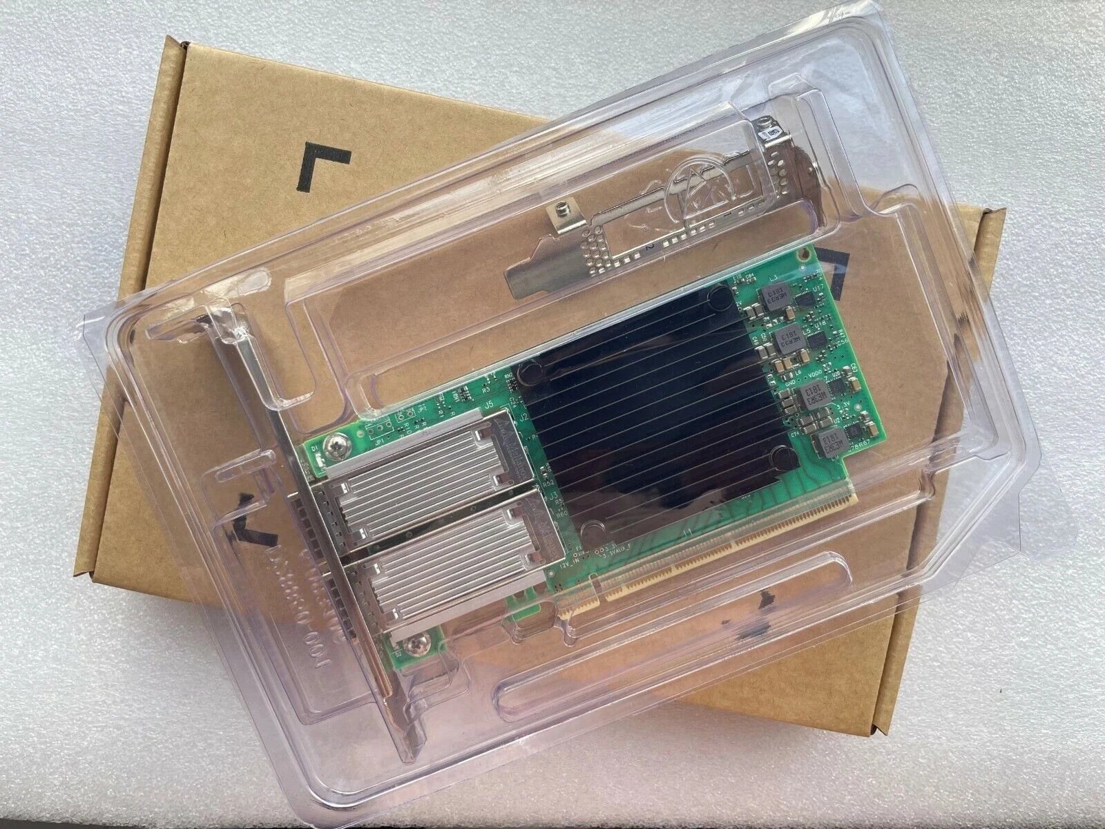 Mellanox MCX516A-CDAT ConnectX-5 100GbE Adaptador de red QSFP28 de doble puerto - imagen 3