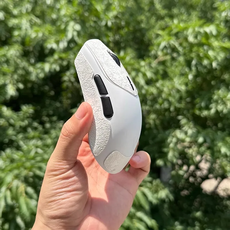 1 Juego de pegatinas antideslizantes para ratón Meow Gaming Ultraglide para RAPOO VT7 2. a generación/VT7 MAX, cinta antisudor antideslizante ultrafina - imagen 3