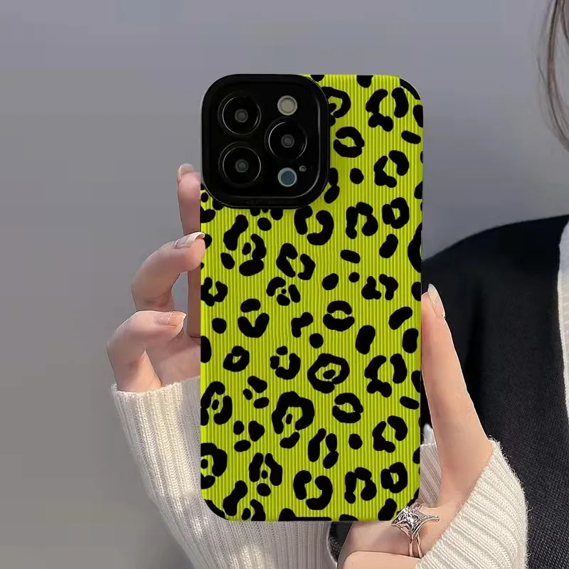 Funda de cuero de silicona con estampado de leopardo amarillo para iPhone, carcasa suave a prueba de golpes para modelos 15, 14 Pro Max, 11, 12, 13 Mini, SE, 7, 8 Plus, X, XR, XS - imagen 4
