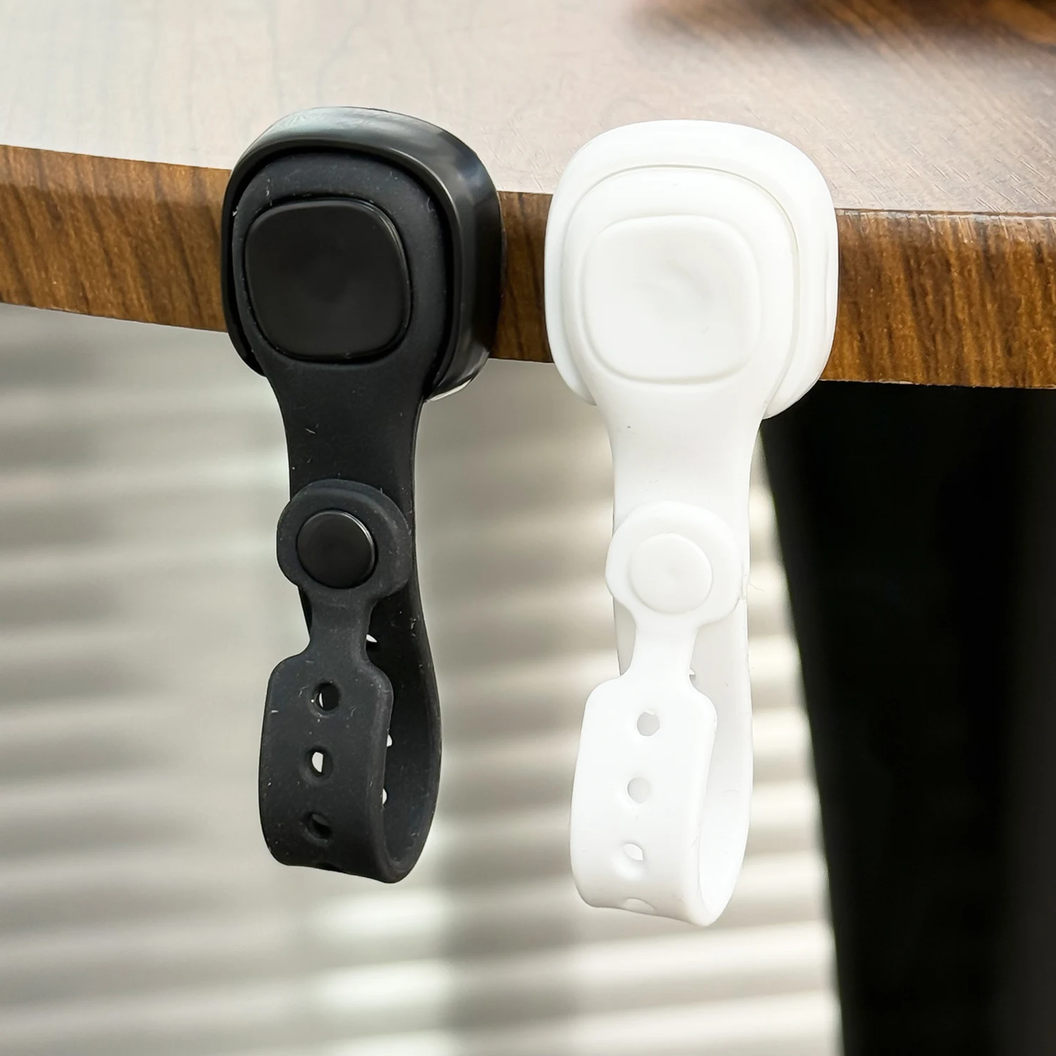 Clips de Cable magnéticos fuertes, organizador de cables magnéticos, gestión de línea USB autoadhesiva, abrazadera de Cables de almacenamiento para el hogar y la Oficina - imagen 2