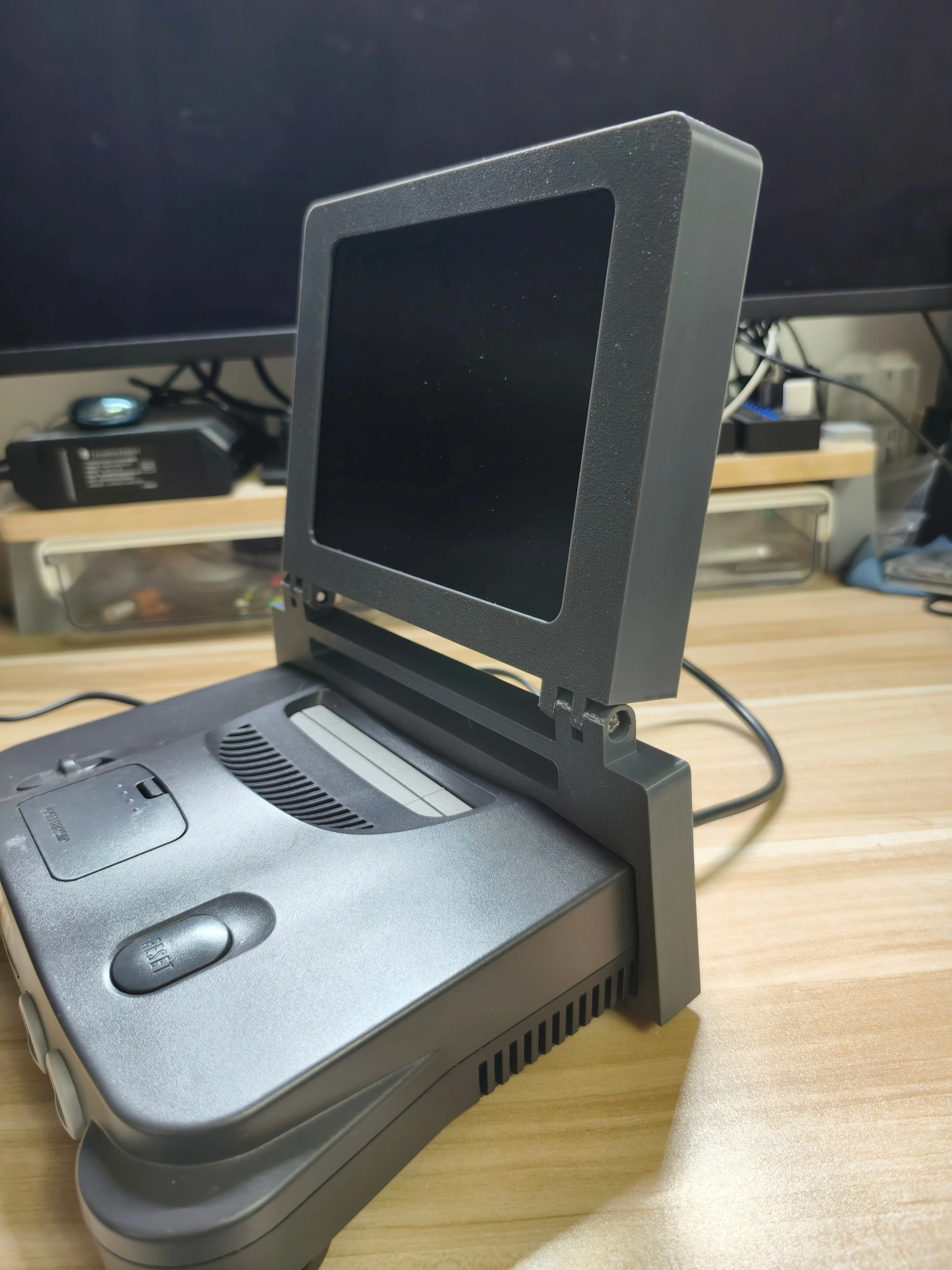 Consola de juegos recreativos Retro N64 de 8 pulgadas, Mini Monitor con pantalla portátil y estéreo para consola N64 SEGA - imagen 5