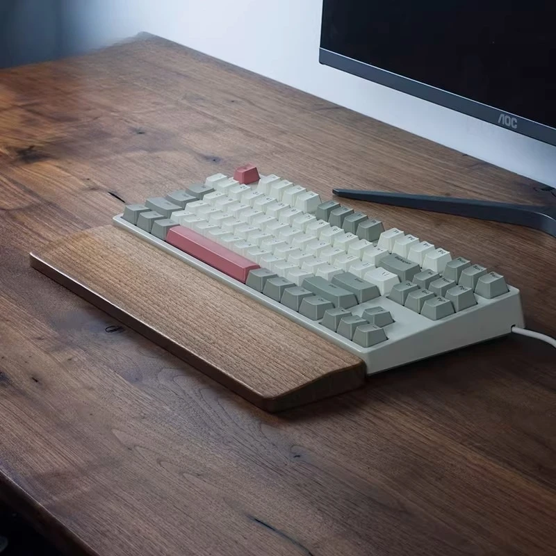 Reposamanos de madera de cereza para teclado, reposamuñecas personalizado de roble rojo para juego de teclado mecánico, regalos de madera maciza de nogal negro - imagen 3