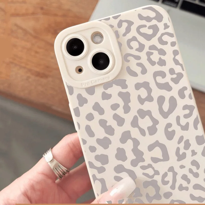 Funda con estampado de leopardo gris minimalista Animal para Samsung Galaxy A56 A16 A35 A55 A34 A54 A53 S25 Ultra S24 FE S23 Plus S22 S21 - imagen 5