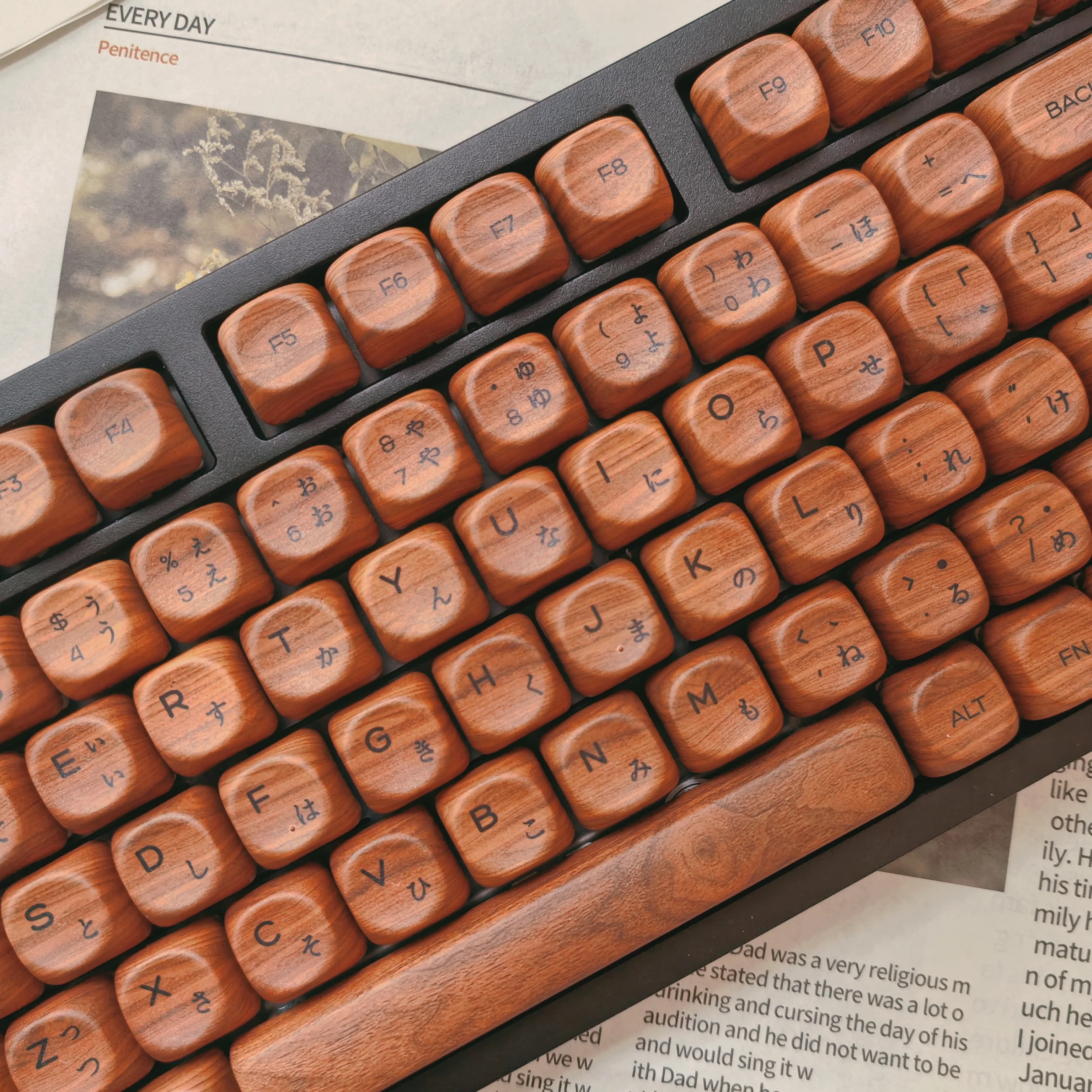 Teclas PBT de sublimación de tinte de cinco lados de madera de nogal de 130 teclas, teclas Retro de perfil MOA personalizadas para interruptores MX, teclado mecánico - imagen 2